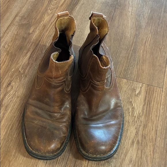 BORN Men’s 9.5/Women’s 11 Hemlock Brown Full Grain Leather Boot main image 5